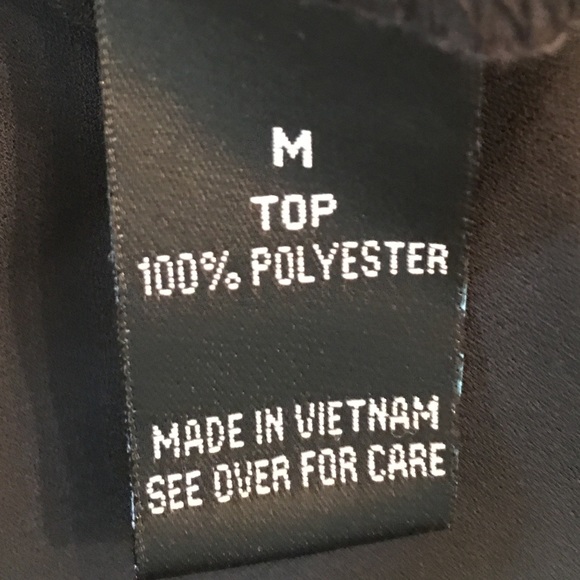 black sleeveless top - Picture 6 of 6